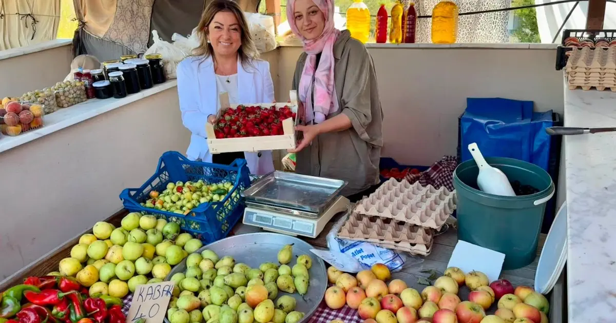 Şimşek, köylü kadınlarla buluştu