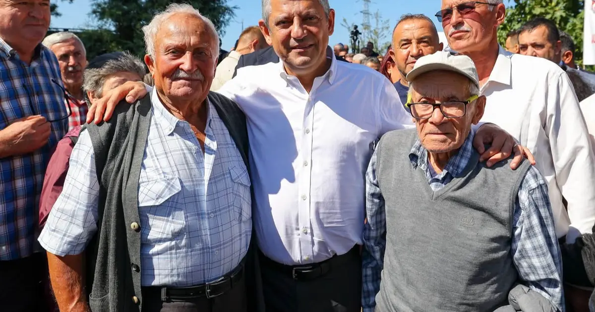 YENİ Party Leader Özgür Özel Plays Basketball and Promises Farmers' Guarantees in Yalova