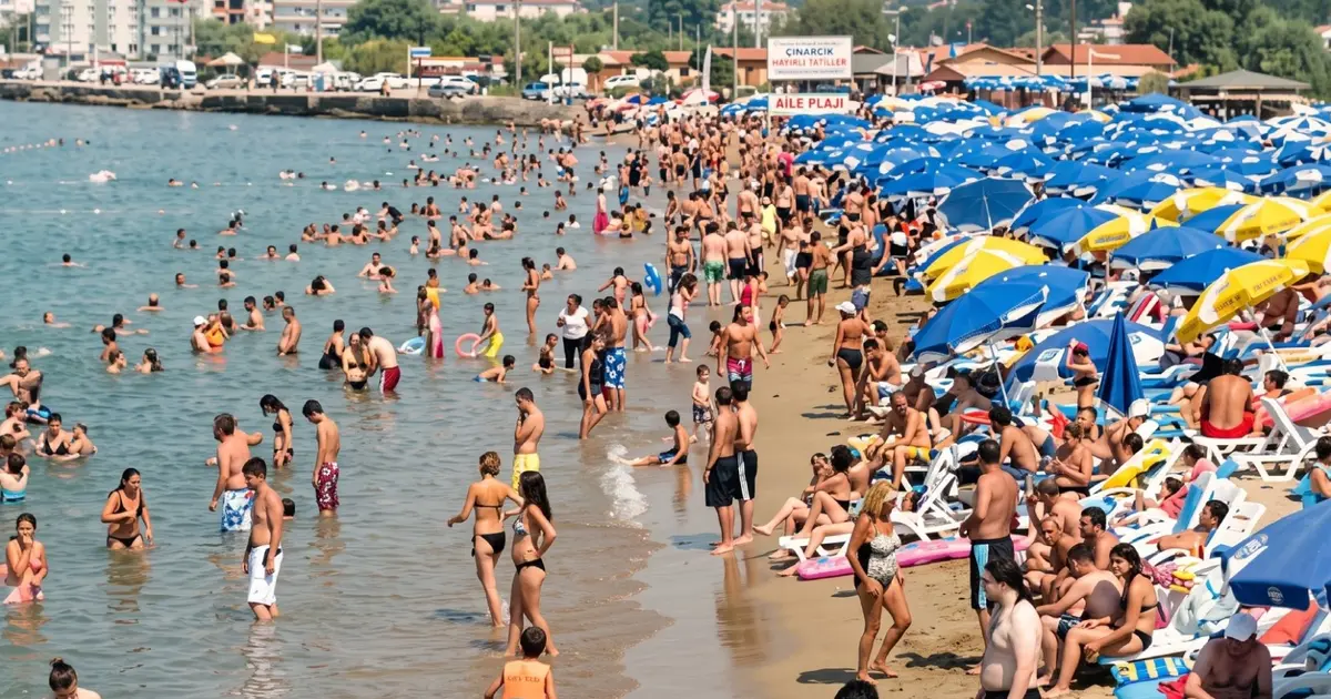 Çınarcık'ın günübirlik nüfusu 400 bini geçiyor