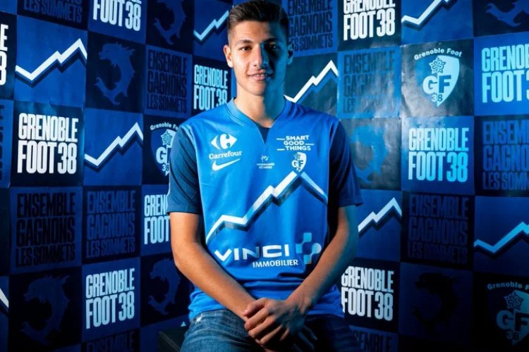 18 yaşındaki Efe Sarıkaya Fransa’ya transfer oldu!