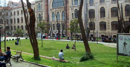 Marmara Üniversitesi 16 öğretim görevlisi alıyor