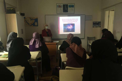 Kadın kursiyerlere ‘menopoz’ eğitimi