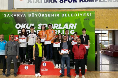 Yalova TOBB MTAL’den Floor Curling müsabakalarında büyük başarı