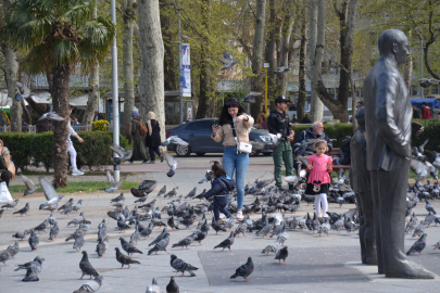 Yalova’da Parklar Çocuk Sesleriyle Şenlendi