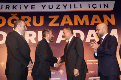 CHP'DEN AK PARTİ'YE GEÇTİ