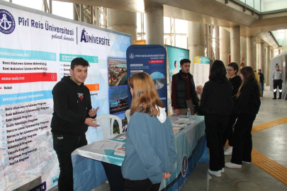 Yalovalı öğrenciler üniversite tanıtım günlerine ilgi gösterdi