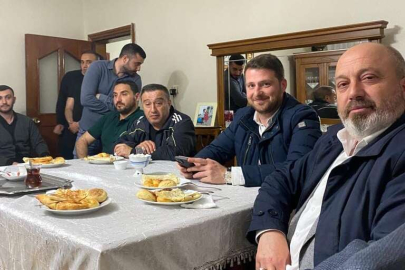 AK Parti Seçim Çalışmalarına Ev Ziyaretleriyle Devam Ediyor