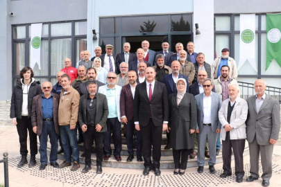 AK PARTİ YALOVA, KAHVALTI PROGRAMINDA BİR ARAYA GELDİ