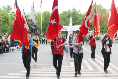 ÇINARCIK 19 MAYIS ATATÜRK’Ü ANMA GENÇLİK VE SPOR BAYRAMI’NI COŞKU İLE KUTLADI