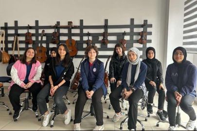 Altınova Anadolu Lisesi Gençlik Merkezinde