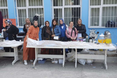 YALOVA ÖĞRETMEN YUSUF ZİYA İLKOKULU'NDAN MALATYA'YA DESTEK KERMESİ