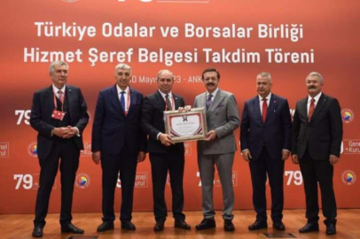 Demiryürek, TOBB Genel Kurulu'nda onurlandırıldı