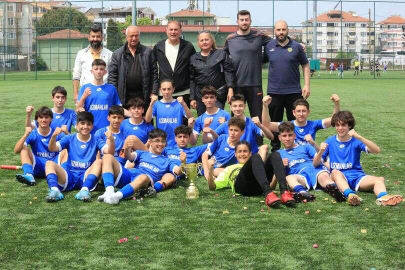 YALOVAGÜCÜ SPOR, U15 LİGİ TÜRKİYE ŞAMPİYONASI'NDA YALOVA'YI TEMSİL EDECEK