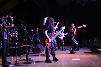 HARMONİA, FOLK METAL MÜZİĞİYLE YALOVA’YI COŞTURDU