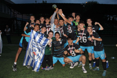Akköyspor U-17 Ligi’nin şampiyonu oldu