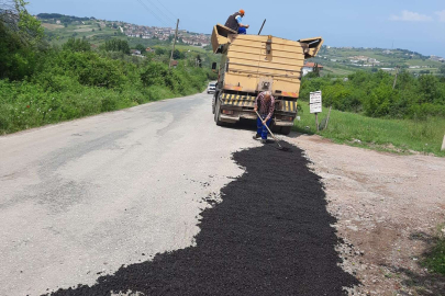 İl Özel İdaresi’nden köy yollarına bakım ve onarım