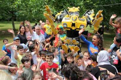 Çiçek Yuvası Anaokulu çocuk şenliği düzenledi