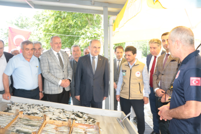 Çınarcık’ta taze balık satış noktası açıldı