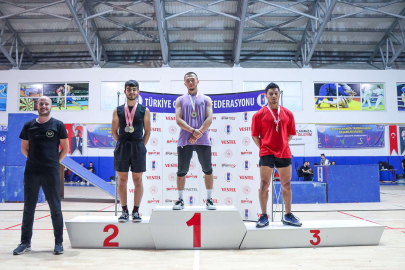 Yalovalı Furkan'dan, parkurda Türkiye Şampiyonluğu