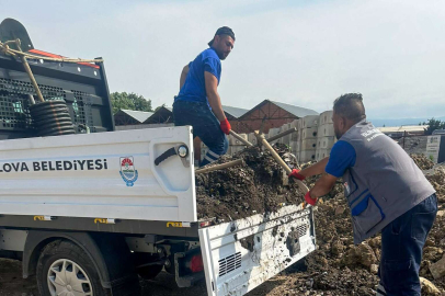 Menfez ve mazgallarda temizlik yapılıyor
