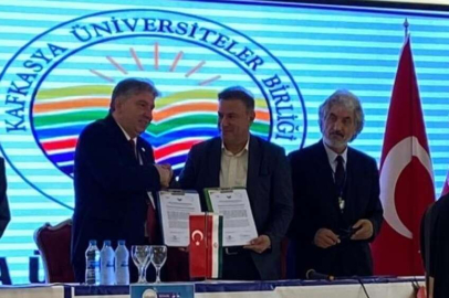 YALOVA ÜNİVERSİTESİ, İRAN’DA ULUSLARARASI EĞİTİM FUARINA KATILDI