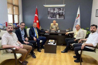 Karatekin ve Oral Kent Konseyi’ne Ziyarette Bulundu