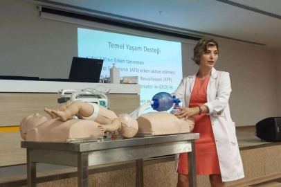 Hemşirelere ileri yaşam desteği eğitimi verildi