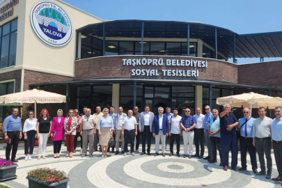 Dalgıç çiçeklerle uğurlandı