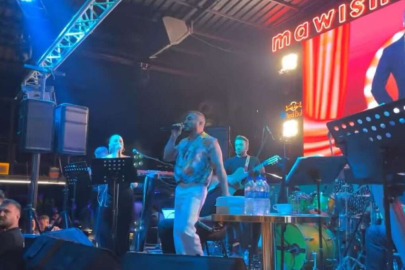 Rober Hatemo, Mawish Beach’de Yalova'yı coşturdu