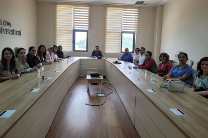 YAÜ Sağlık Bilimleri Fakültesi'nde Akademik Kurul Toplantısı Gerçekleştirildi