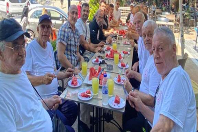 Huzurevi sakinleri gezi treni ile Çınarcık turu attılar