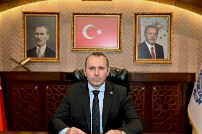 Başkan Tutuk’tan gazetecilere kutlama