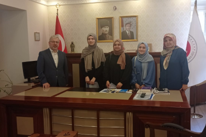 Yalova Üniversitesi İlahiyat Fakültesi Öğrencileri Sertifikalarını Aldılar