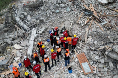 Deprem Korkusu İnegöl'ü Sardı! 7,2 Büyüklüğündeki Sarsıntı Panik Yarattı! Gerçekçi Bir Senaryo!