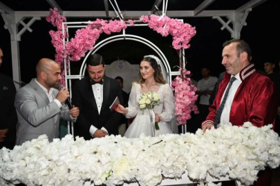 Mustafa Tutuk Kadriye Ve Hasan Şahin'e mutluluklar diledi