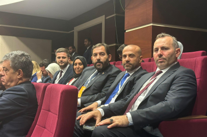 Yalova AKP İl Başkanı Güçlü ve Yalova Belediye Başkanı Tutuk, Genişletilmiş İl Başkanları Toplantısına katıldılar