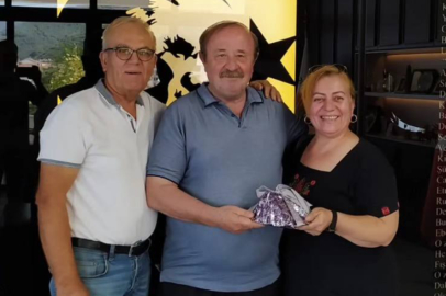 Yalovalı Sarıbek Çiftinden Esenköy Belediye Başkanı’na hayırlı olsun ziyareti