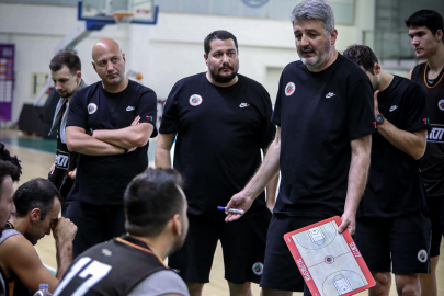 Semt 77 Yalovaspor turnuvada kayıpsız ilerliyor