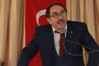 Yalova Sivaslılar Derneği ve Sidef Başkanı, Sivas Kongresi adına basın açıklamasında bulundu