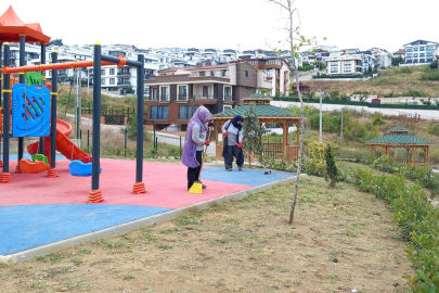 Yalova Kadıköy Belediyesi çevre temizliği çalışmalarına devam ediyor