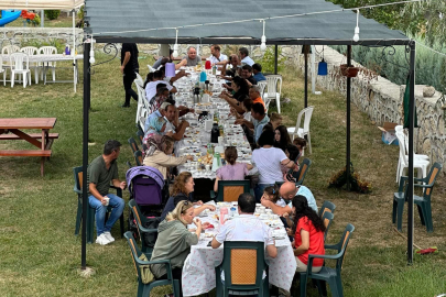 Yalova Subaşı Belediye Başkanı Turan Canbay Belediye Personeliyle Kahvaltı Yaptı