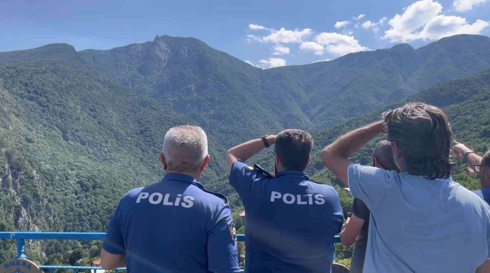 otcu kadir ateş yakılarak yeri tespit edildi