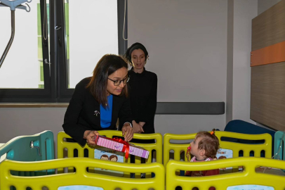 Yalova Valisi Hülya  Kaya’dan Yalova Eğitim ve Araştırma Hastanesi’ne ziyaret