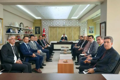 Yalova İl Milli Eğitim Müdürü Akmeşe İlçe ve Şube Müdürleri ile bir araya geldi