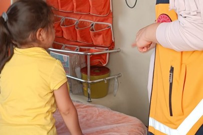 Yalova Sağlık Müdürlüğü’nden Armutlu’da İlkokul Öğrencilerine Ambulans Eğitimi Verildi