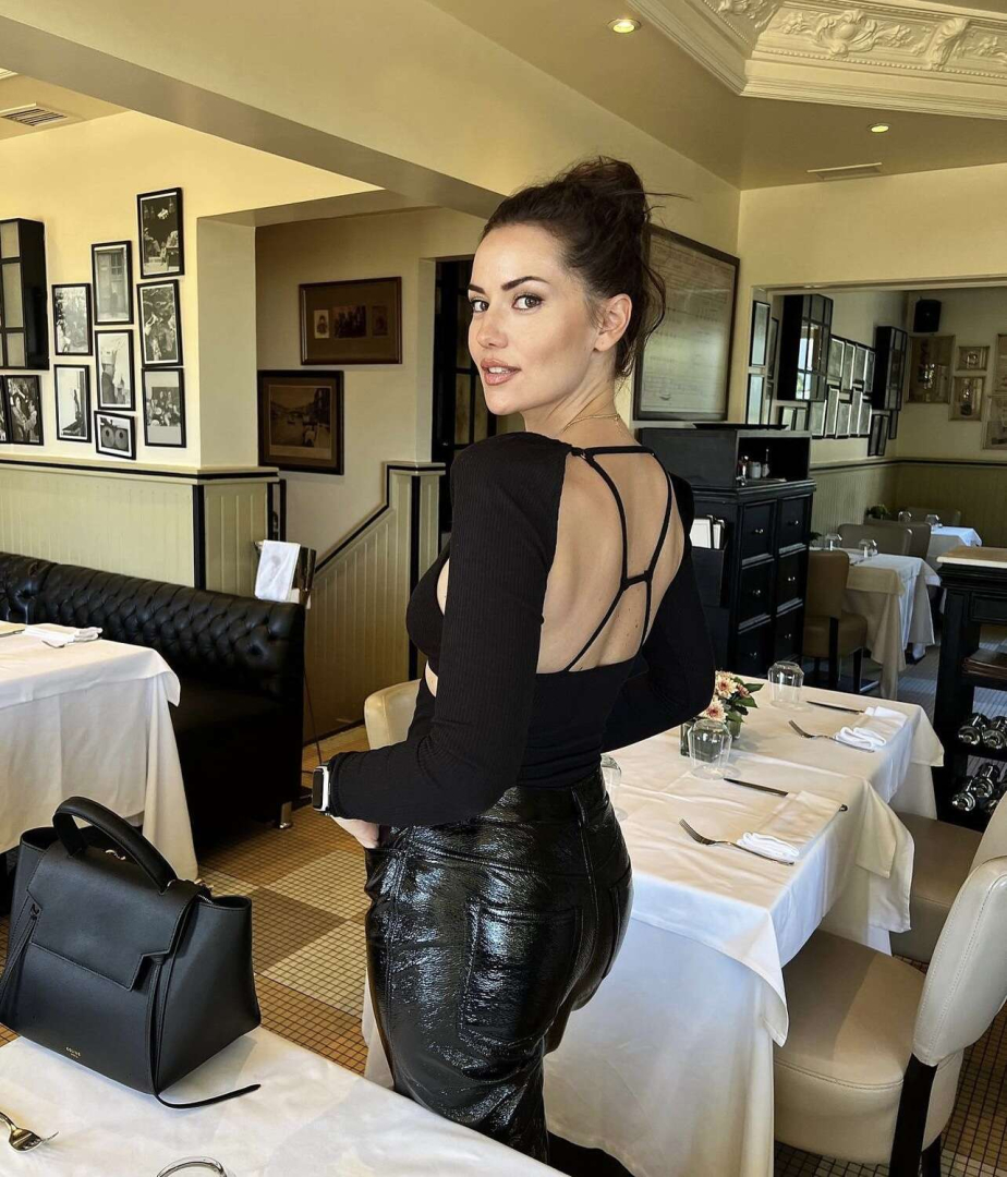 burak özçivit fahriye evcen'e yorum 