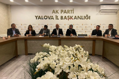 Yalova AK Parti İl Başkanlığı Haftalık Olağan Yönetim Kurulu Toplantısını Yaptı