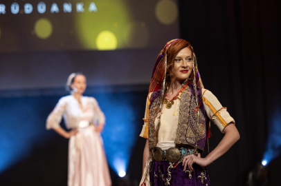 Subaşı Sözlü Tarih Çalışma Gurubu defileye katıldı