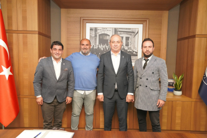 Yalova Ticaret ve Sanayi Odası Yönetim Kurulu Başkanı Cemil Demiryürek, Ferit Bulut’u makamında ağırladı