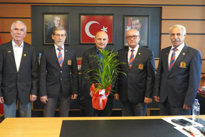 Altınova Belediye Başkanı Dr. Metin Oral “Kahramanlarımıza şükran borçluyuz”